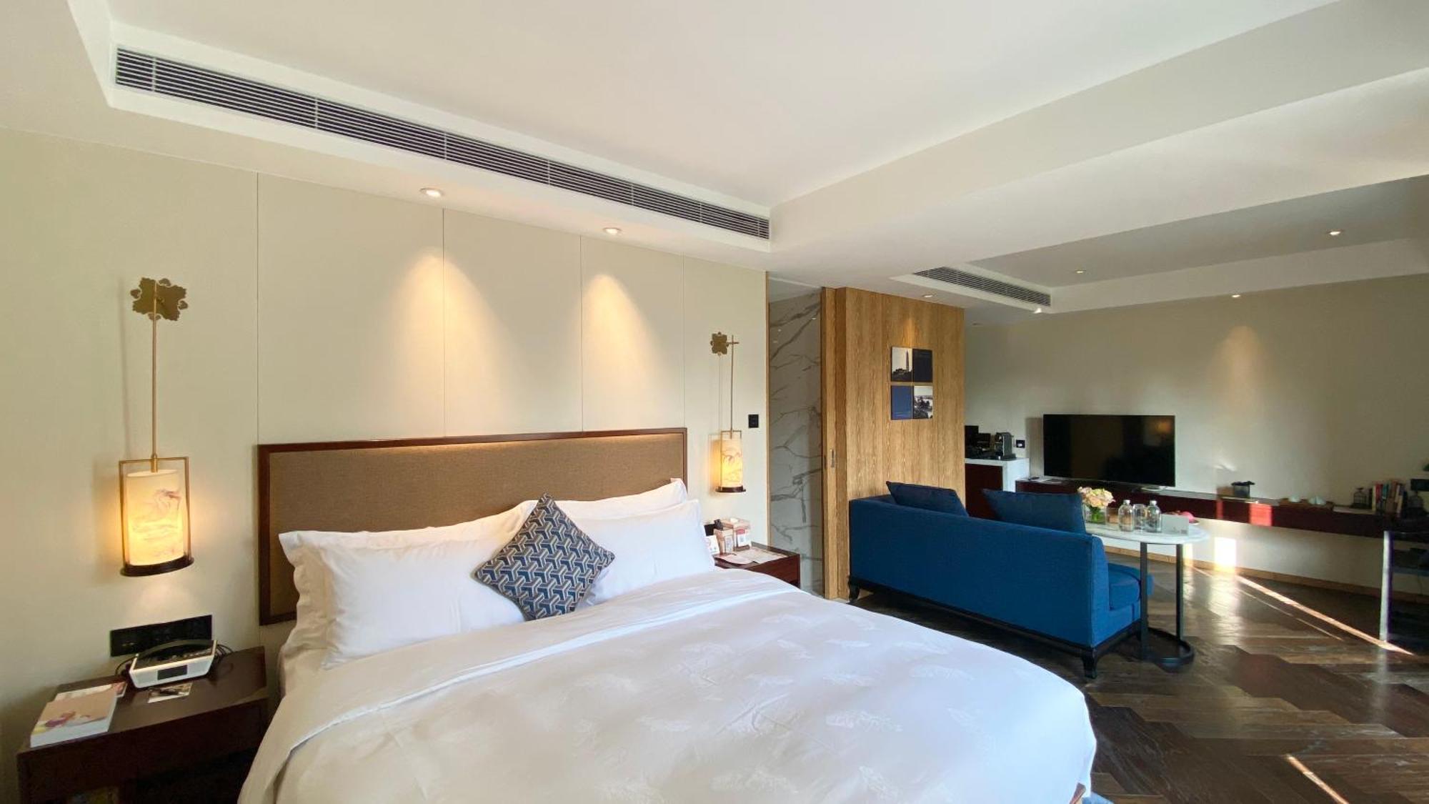 Ln Hotel Five Guangzhou Exteriör bild
